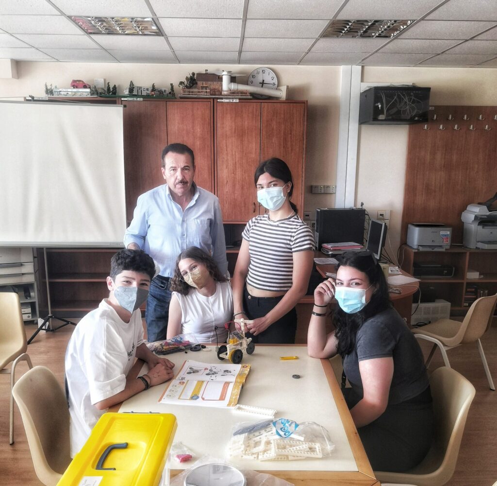 Πανελλήνιος Διαγωνισμός Φυσικής στο 1ο Γυμνάσιο Θήβας