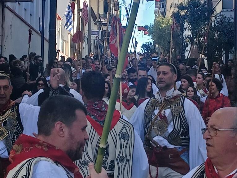 Με πλήθος κόσμου αναβίωσε ο Βλάχικος Γάμος στη Θήβα