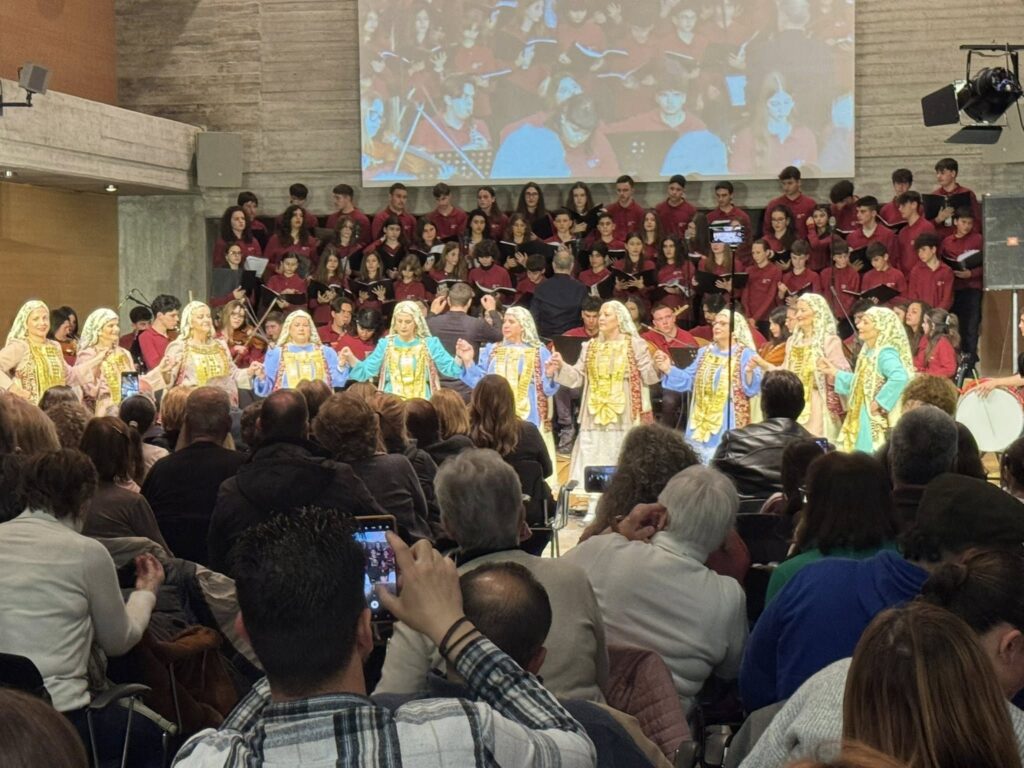 Λύκειο Ελληνίδων και Μουσικό Σχολείο Λιβαδειάς τίμησαν την απελευθέρωση της πόλης